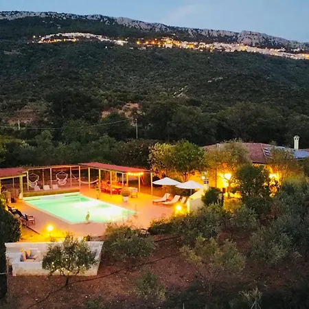 Thomaso - Private Pool & Garden - Panoramic View Villa *