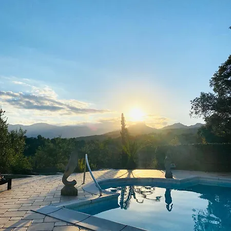 Thomaso - Private Pool & Garden - Panoramic View Villa