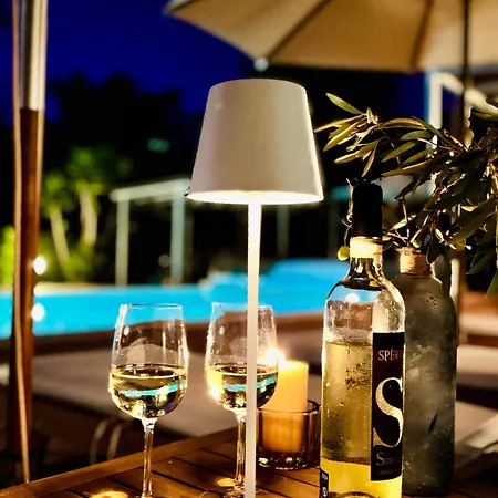 Thomaso - Private Pool & Garden - Panoramic View Villa Triei